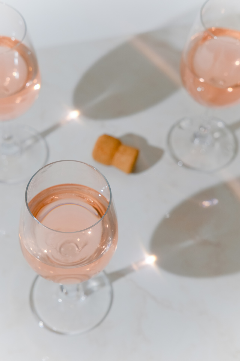 Pink Moscato in Wineglasses